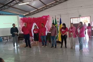 Foto relacionada - �Outubro Rosa: Laços que Salvam