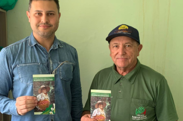 SECRETARIA MUNICIPAL DA SAÚDE REALIZA ENTREGA DE MATERIAL INFORMATIVO SOBRE AGROTÓXICOS A INSTITUIÇÕES LIGADAS AO SETOR AGRÍCOLA